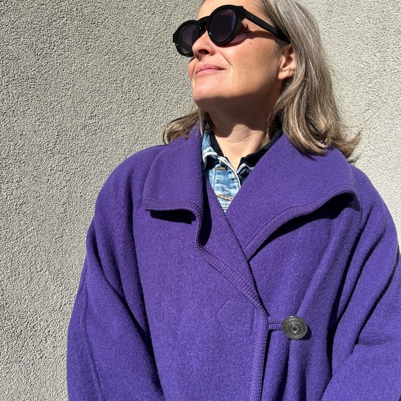 Austrian boiled wool minimalist oversize coat from Geiger 90s - Picture 9 of 9